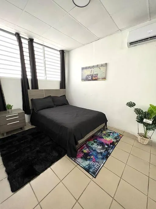 Monopoly 2 Bedroom Condo Near Beach W/Pool/Parking San Juan Appartamento